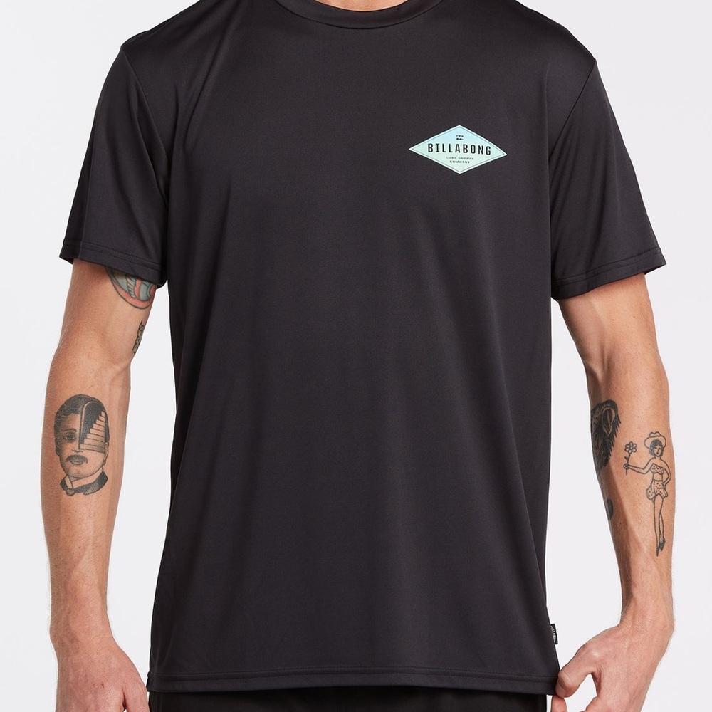 🌊 Billabong Men Surf Supply Rash Guard 🌊